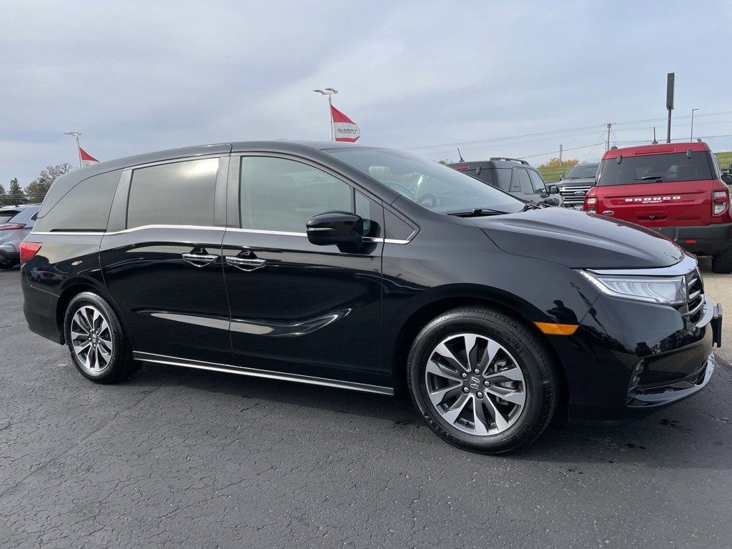 Used 2024 Honda Odyssey EX-L image 2