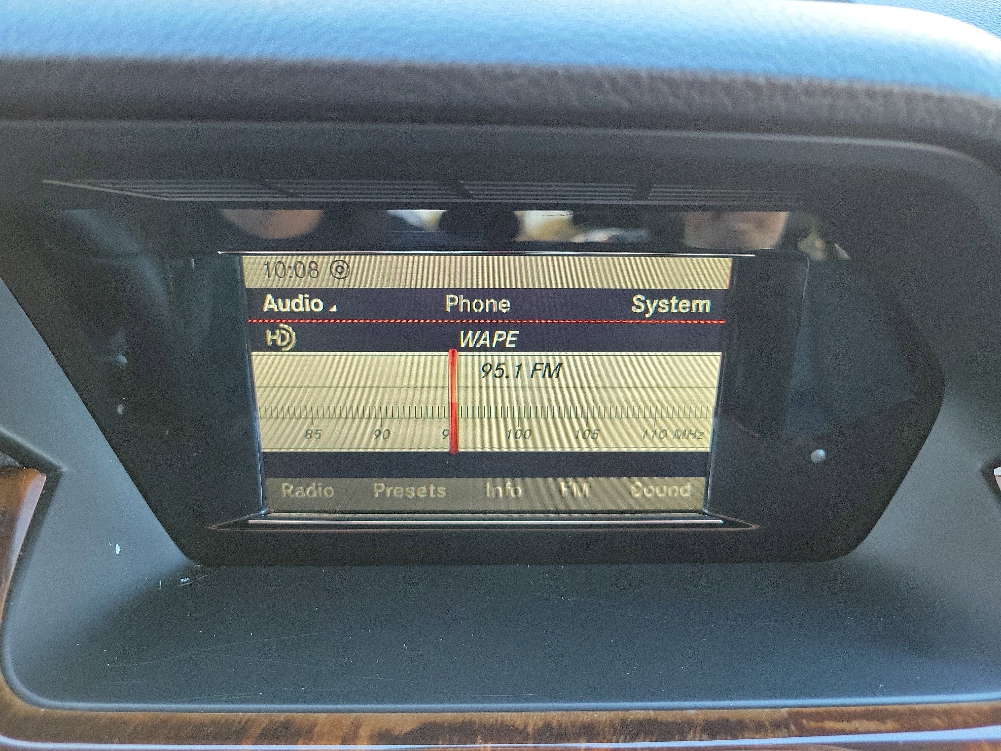 Used 2013 Mercedes-Benz GLK 350 4MATIC image 32