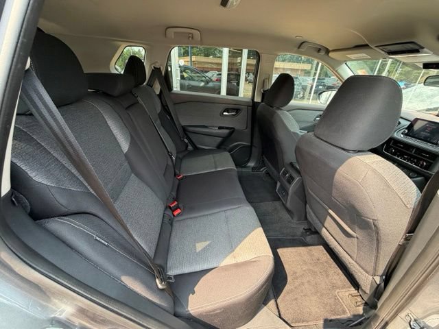 Used 2023 Nissan Rogue SV AWD/4WD image 16