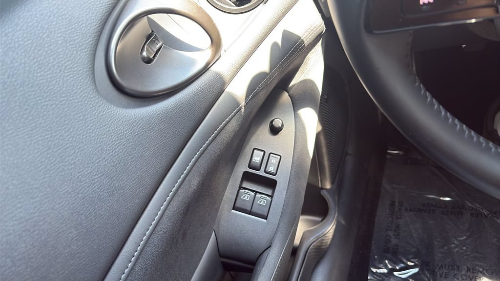 Used 2026 Nissan Z Performance w/ Floor Mat Package RWD image 18