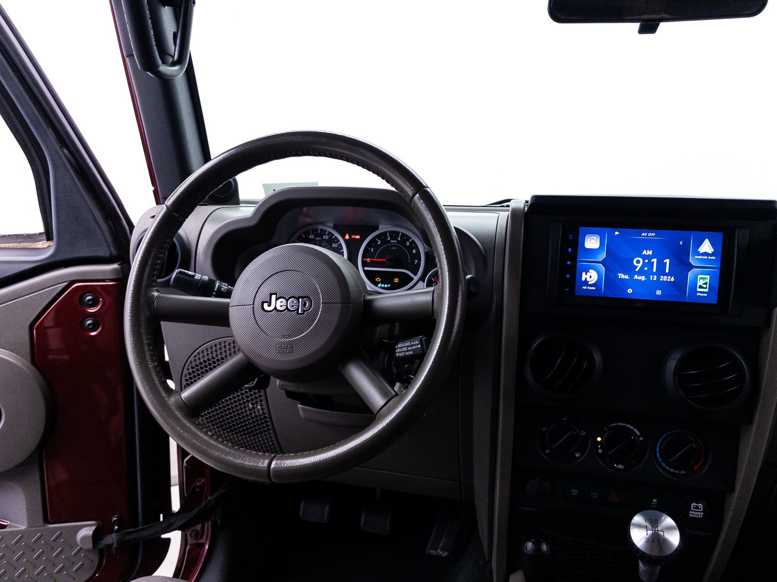 Used 2010 Jeep Wrangler Unlimited Rubicon AWD/4WD image 5