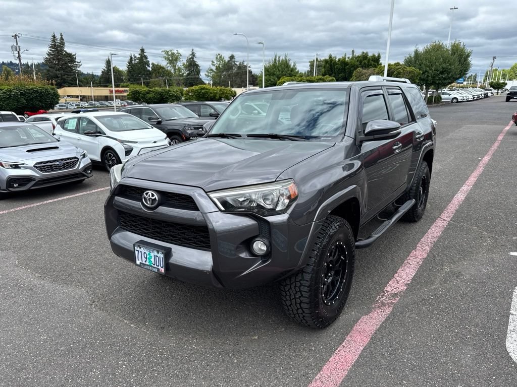 Used 2016 Toyota 4Runner SR5 Premium AWD/4WD image 3