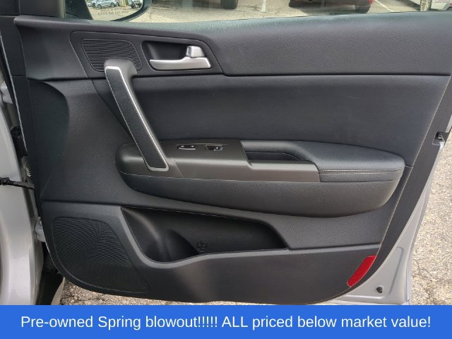 Used 2017 Kia Sportage EX FWD image 40