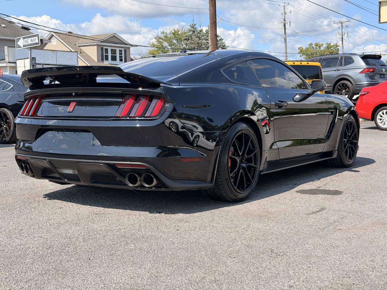 Used 2019 Ford Mustang Shelby GT350 w/ Technology Package RWD image 5