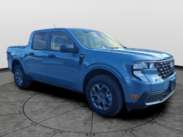 New 2026 Ford Maverick XLT w/ Equipment Group 301A AWD/4WD image 2