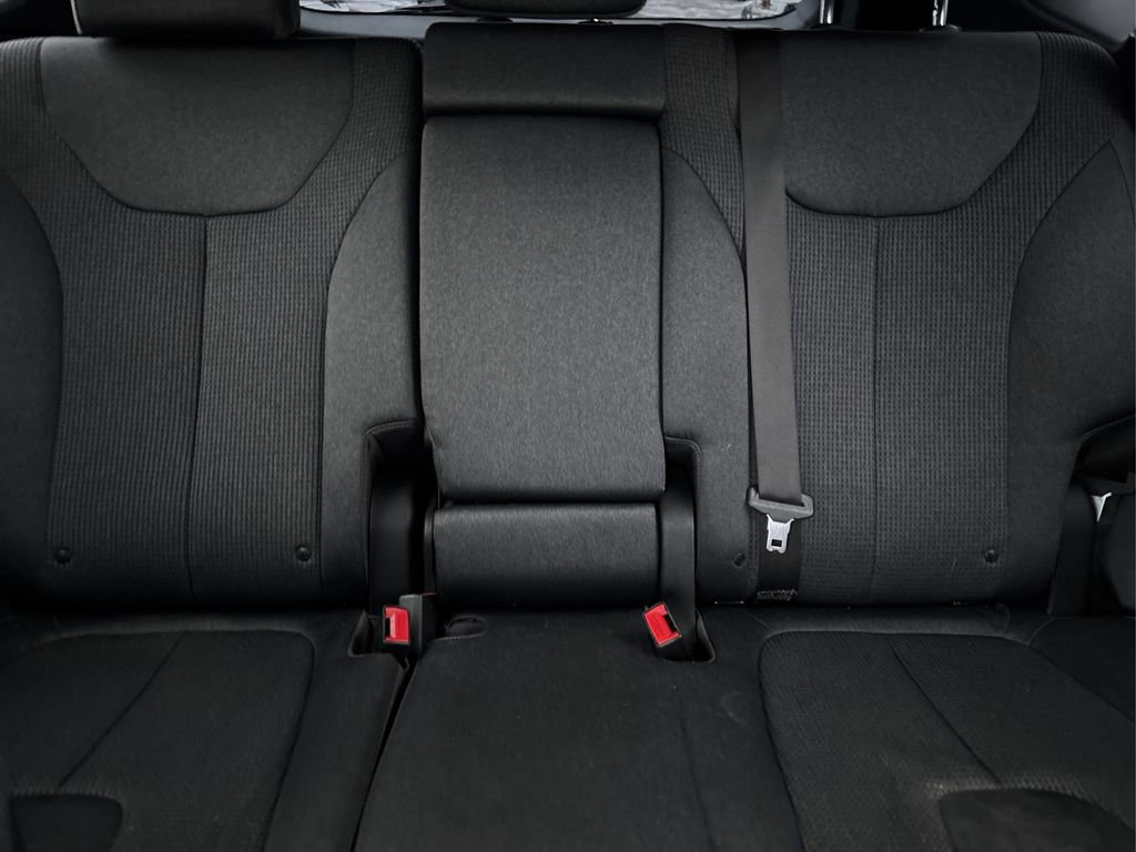 Certified 2022 Hyundai Santa Fe SE image 18