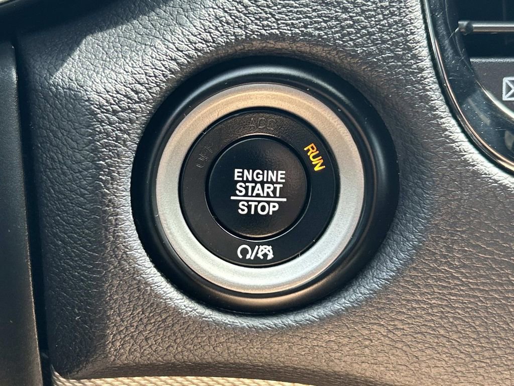 Used 2020 Dodge Durango R/T image 37