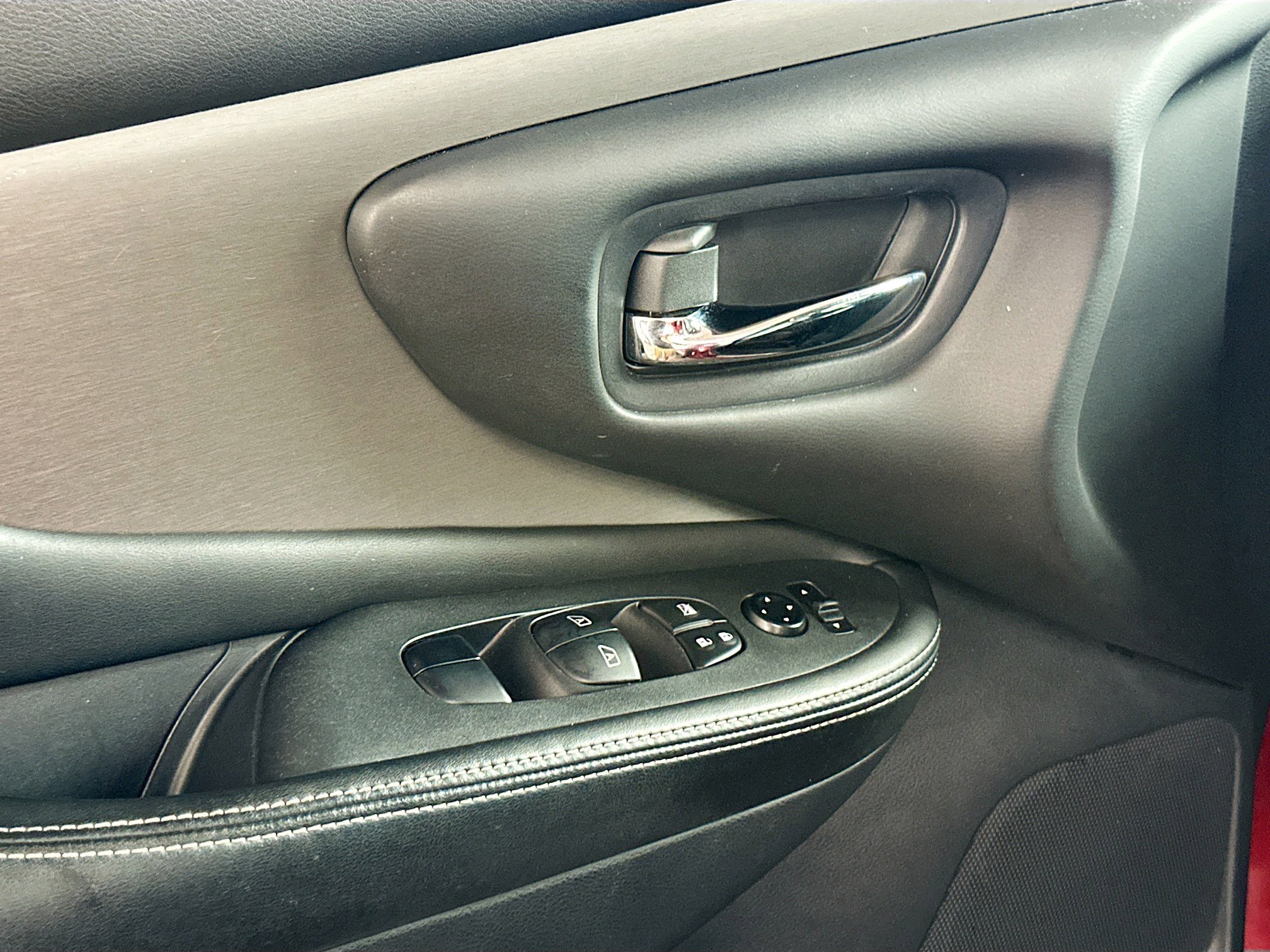 Used 2020 Nissan Murano SV image 17