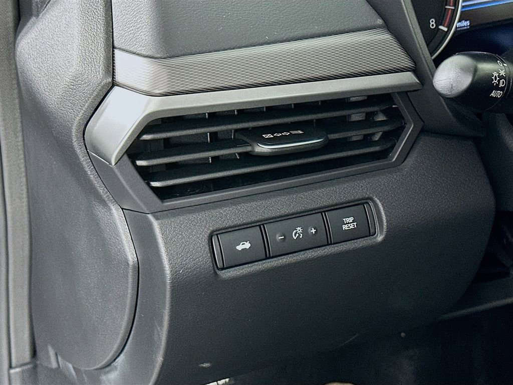 New 2025 Nissan Altima 2.5 SR image 15