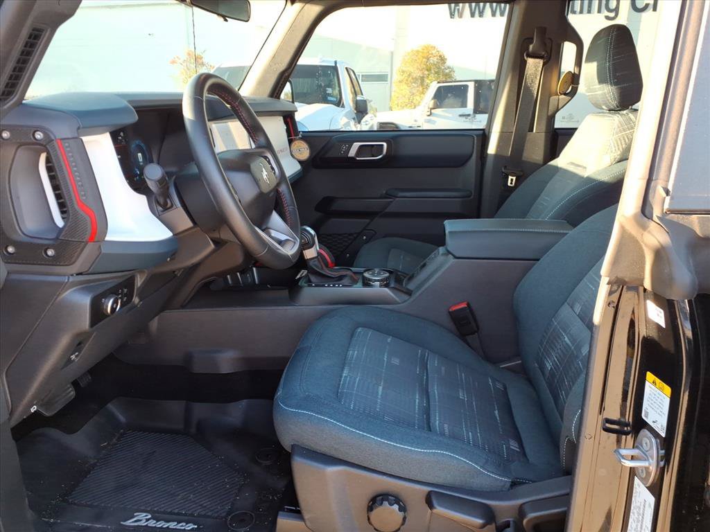Used 2025 Ford Bronco Heritage Edition AWD/4WD image 19