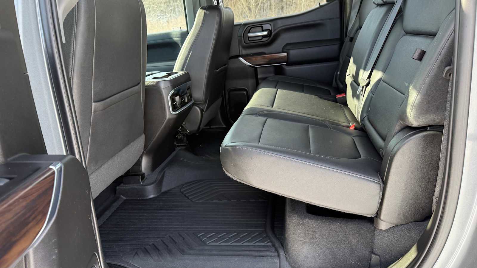 Used 2022 GMC Sierra 1500 SLT w/ SLT Convenience Package image 8