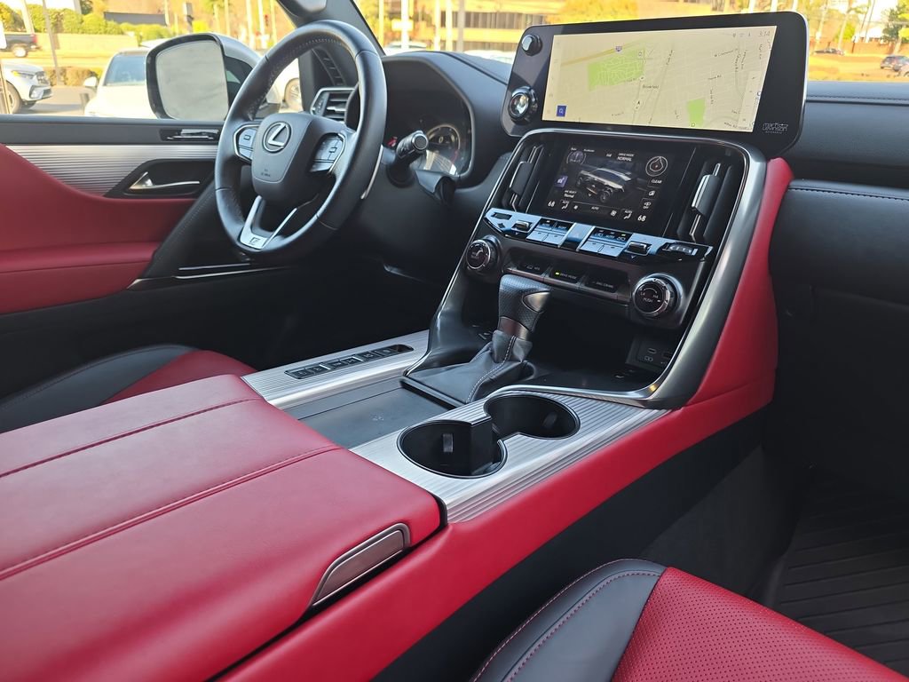 Used 2024 Lexus LX 600 F Sport image 16