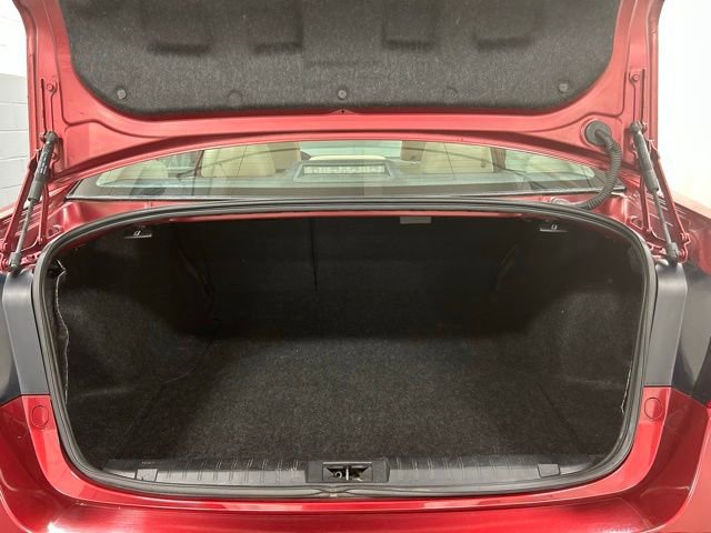 Used 2016 Subaru Legacy 2.5i Premium AWD/4WD image 5