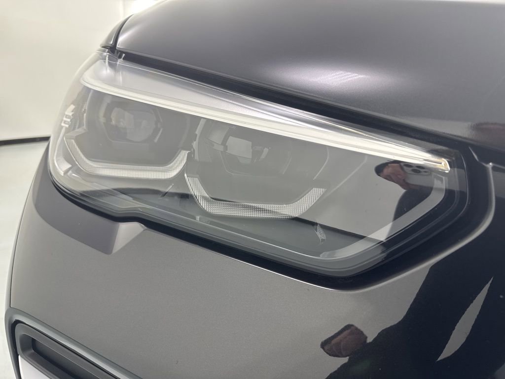 Certified 2022 BMW X5 xDrive40i w/ Premium Package image 9