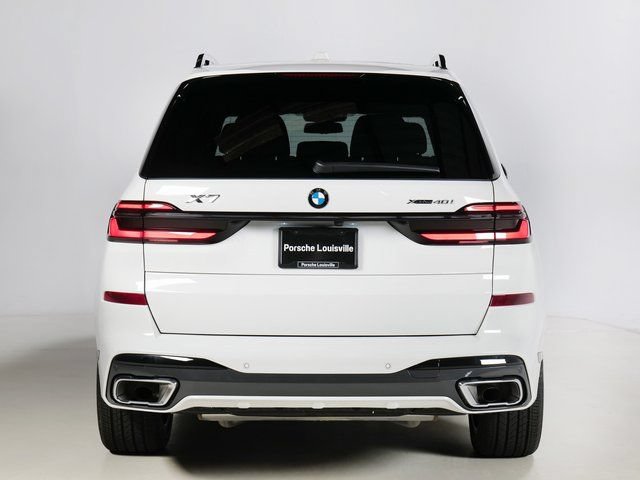 Used 2026 BMW X7 xDrive40i w/ M Sport Package AWD/4WD image 10