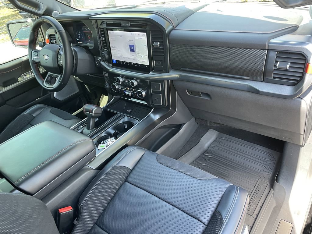 Used 2025 Ford F150 Raptor AWD/4WD image 11