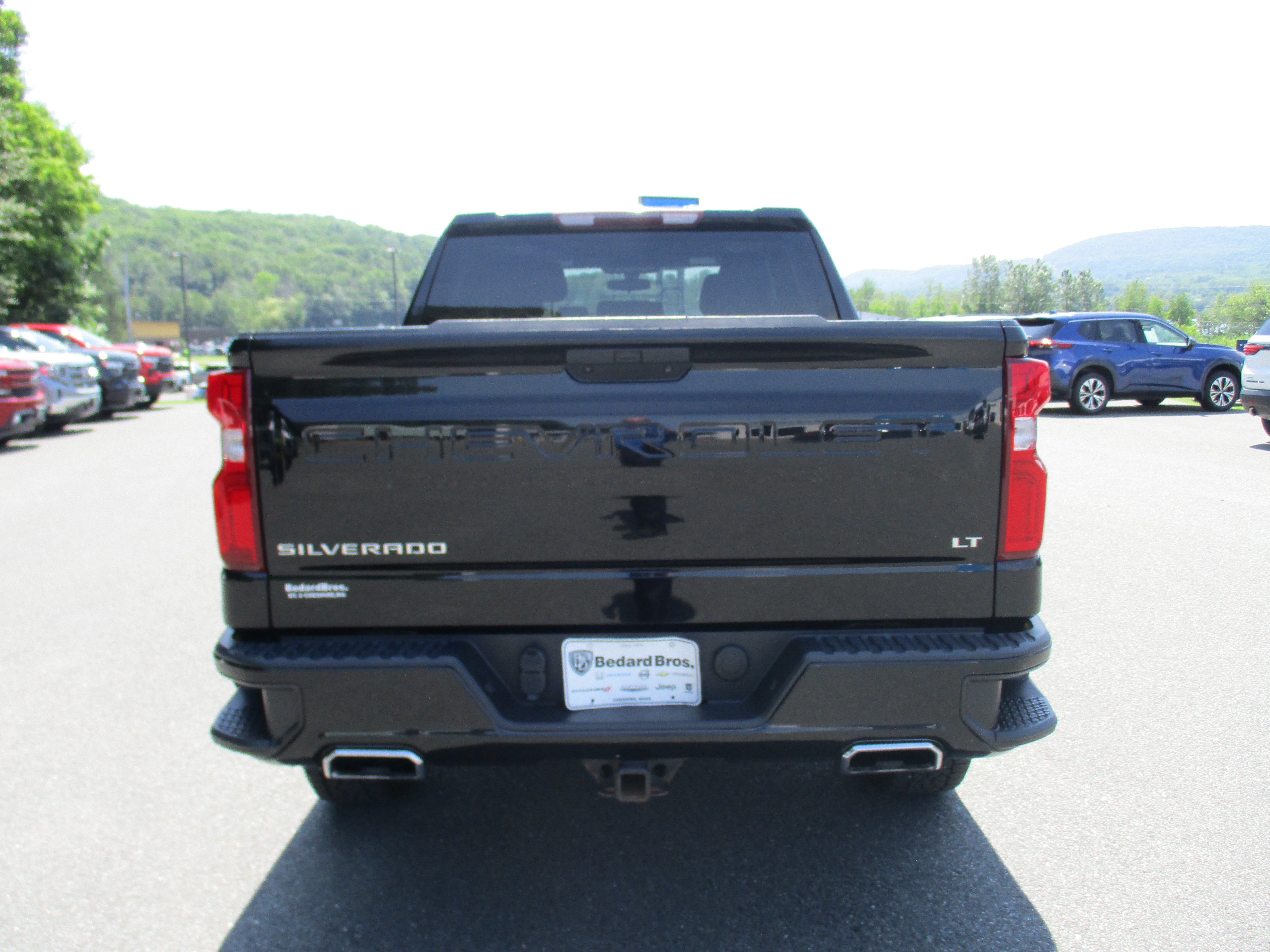 Used 2021 Chevrolet Silverado 1500 LT Trail Boss AWD/4WD image 6