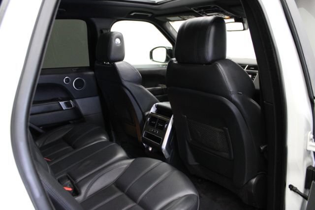 Used 2016 Land Rover Range Rover Sport Supercharged AWD/4WD image 24