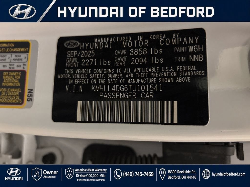 Used 2026 Hyundai Elantra SE w/ Cargo Package FWD image 17