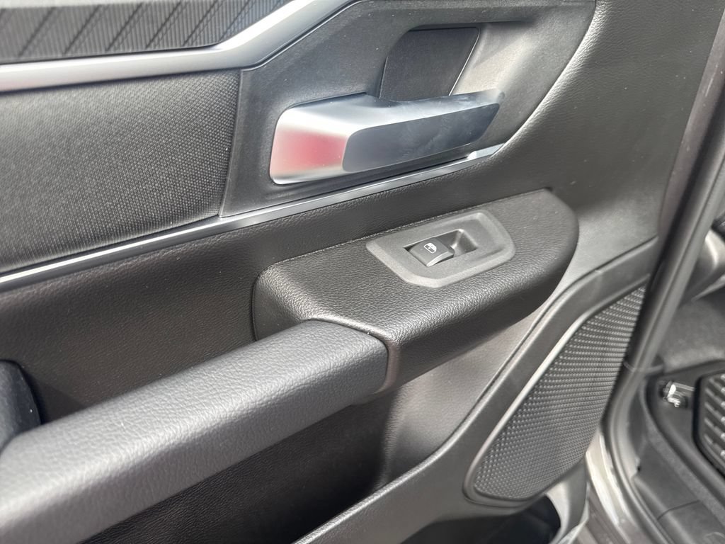 New 2026 RAM 1500 Big Horn AWD/4WD image 29