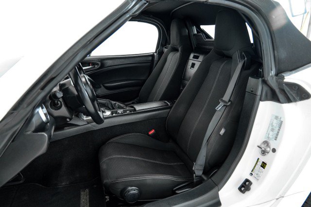 Used 2017 FIAT 124 Spider Classica RWD image 27