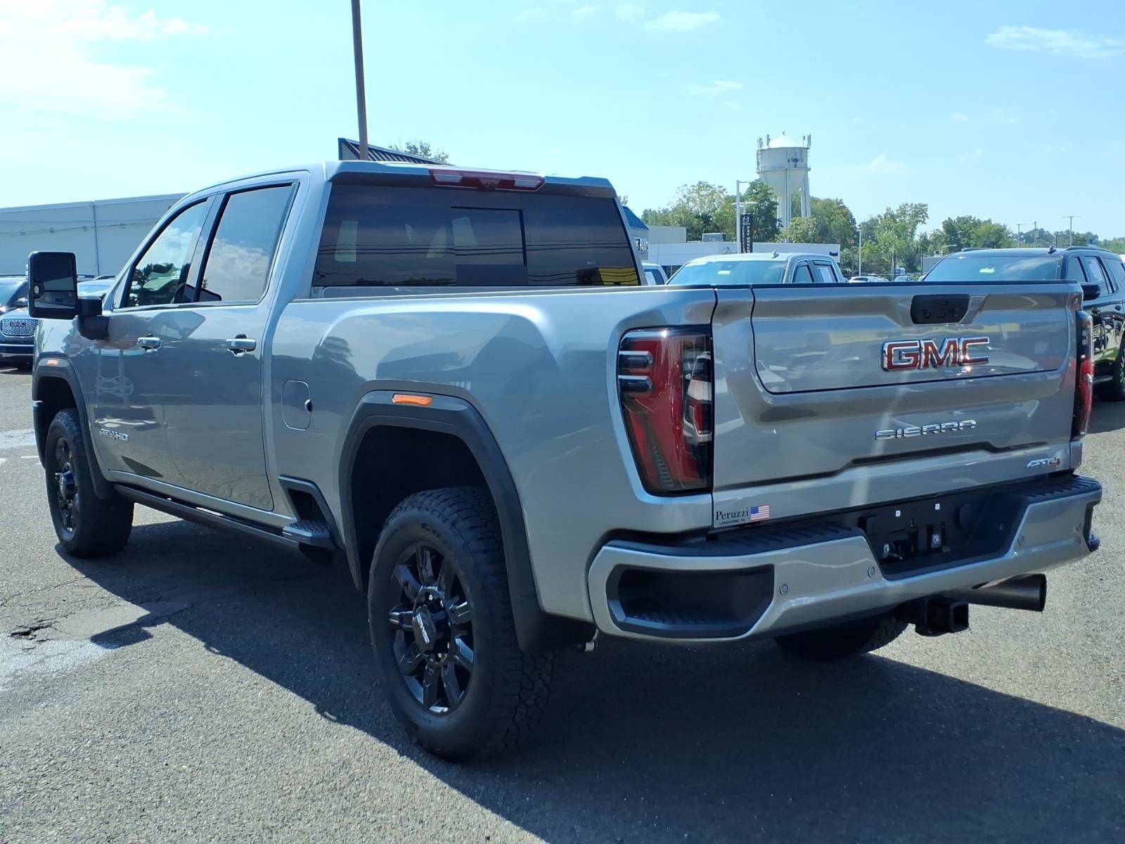 Used 2026 GMC Sierra 2500 AT4 w/ AT4 Premium Plus Package AWD/4WD image 6