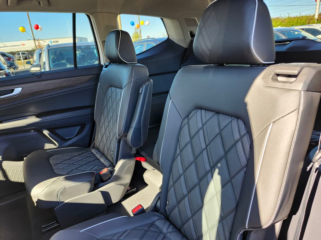 New 2026 Volkswagen Atlas SEL Premium R-Line image 10