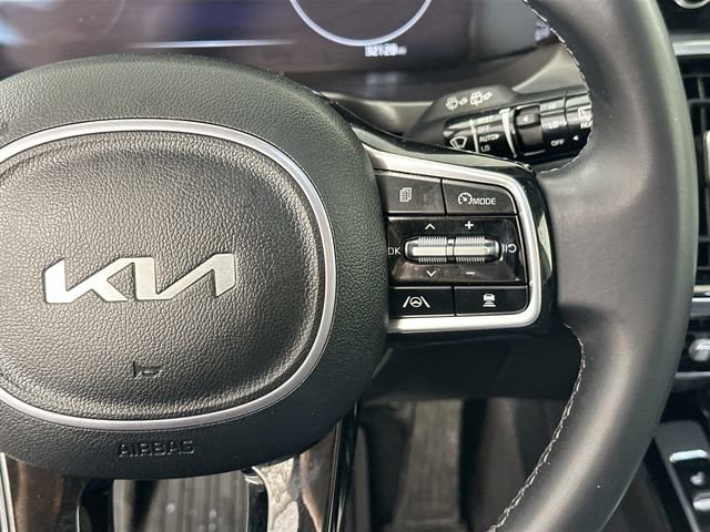 Used 2023 Kia Sorento SX AWD/4WD image 24