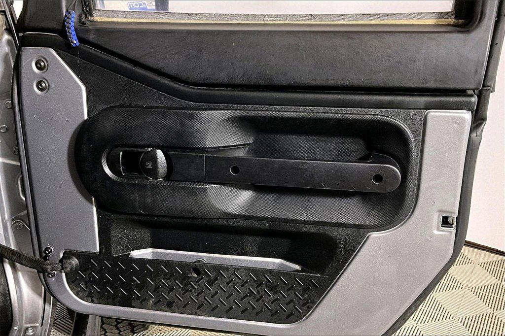 Used 2016 Jeep Wrangler Unlimited Sport image 15