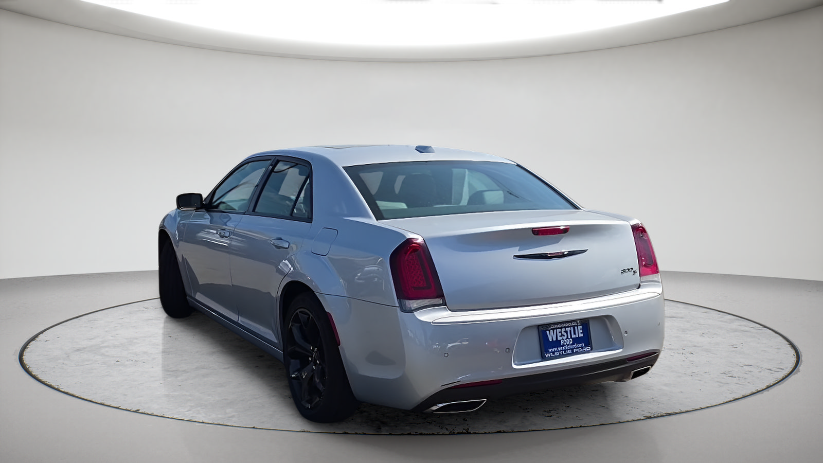 Used 2022 Chrysler 300 S RWD image 9