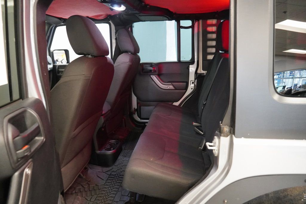 Used 2018 Jeep Wrangler Unlimited Sport S image 20