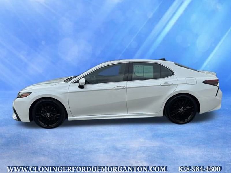 Used 2021 Toyota Camry XSE w/ Navigation Package image 6