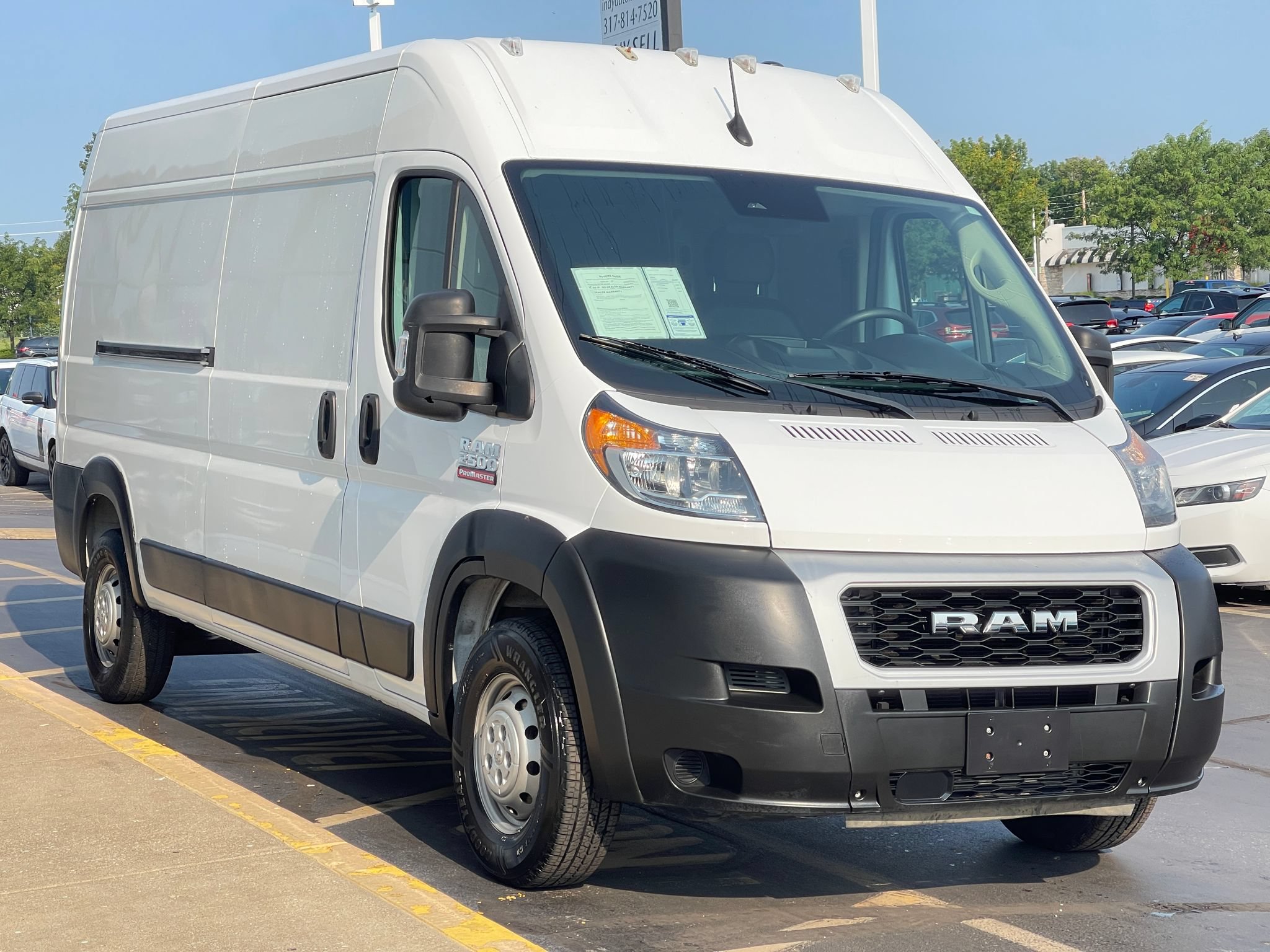 Used 2025 RAM ProMaster 2500 w/ Convenience Group FWD image 2