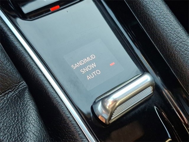 Used 2024 Jeep Compass Limited image 22