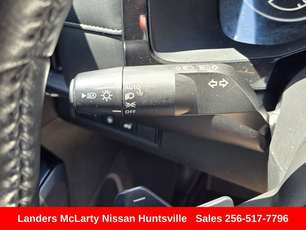 Used 2024 Nissan Pathfinder SL FWD image 26