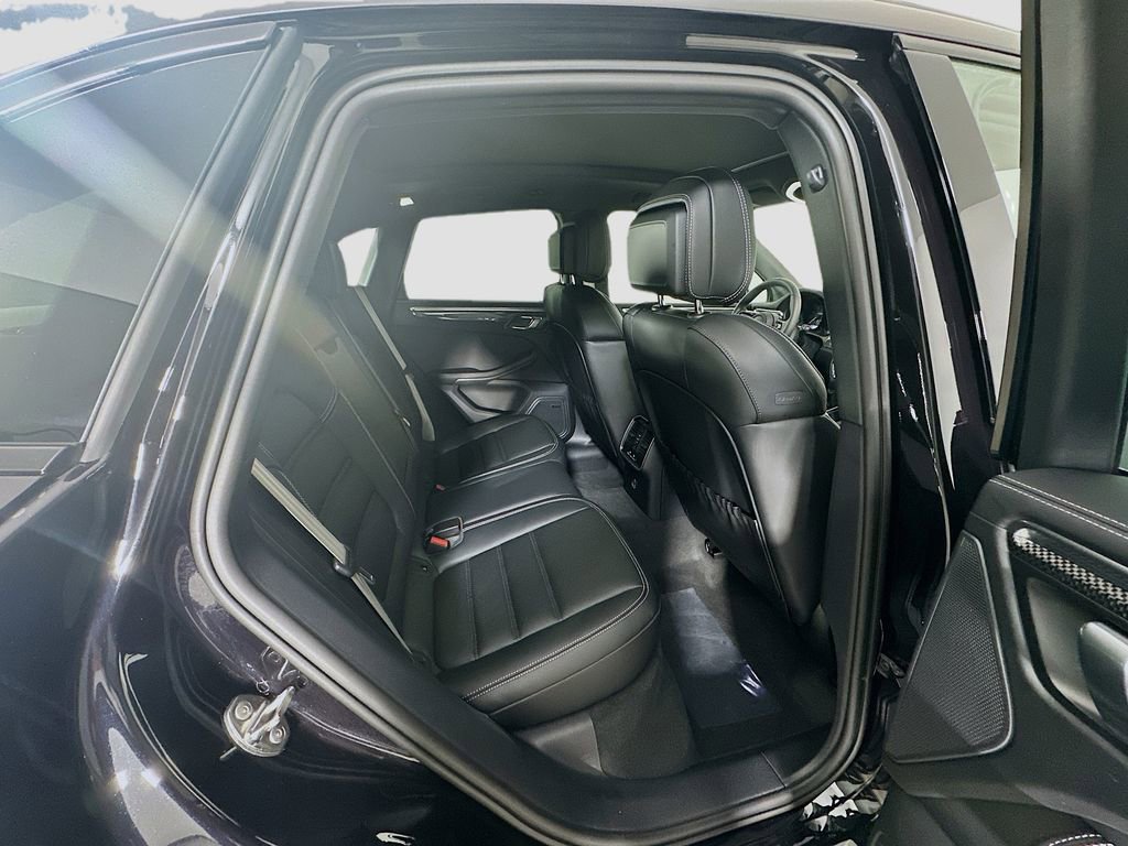 New 2026 Porsche Macan GTS AWD/4WD image 29