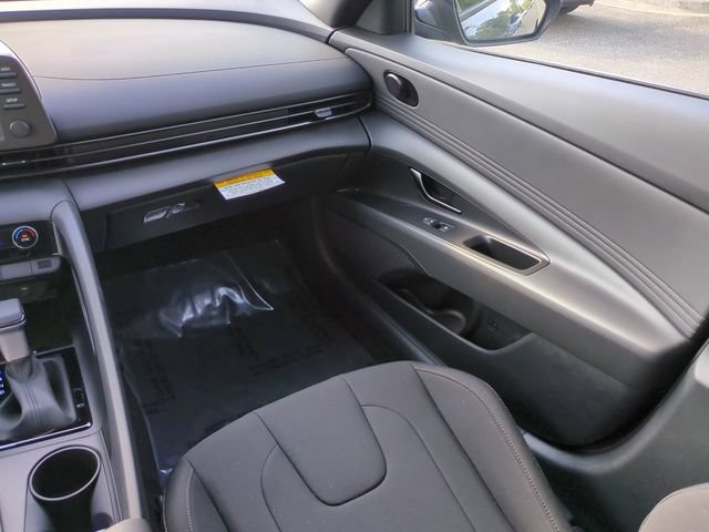 New 2026 Hyundai Elantra Sport FWD image 16