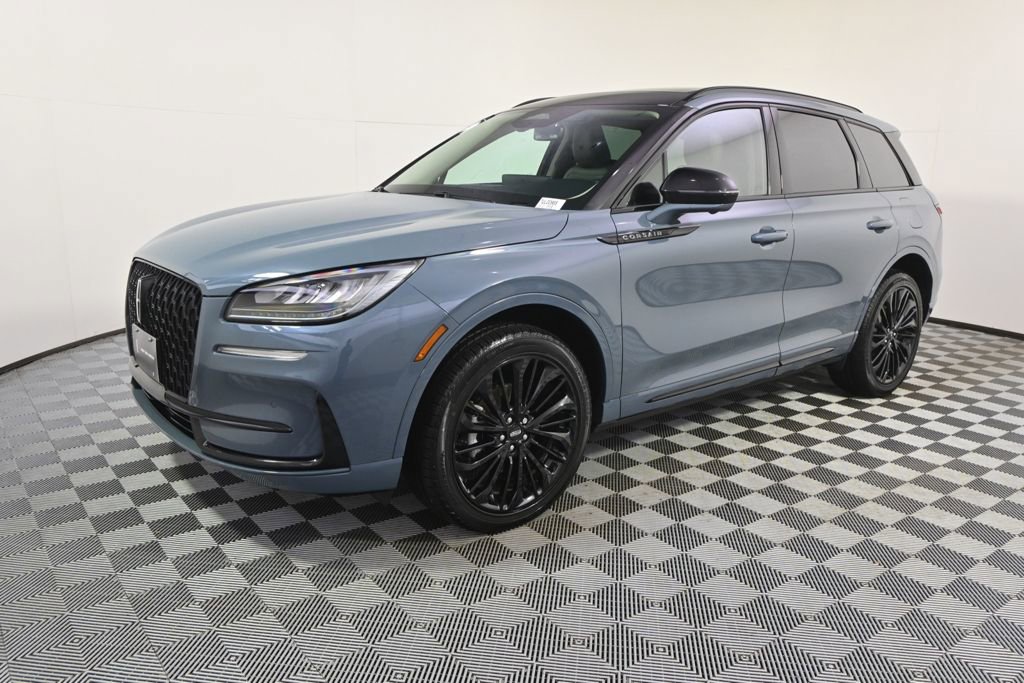 New 2026 Lincoln Corsair Premiere image 2