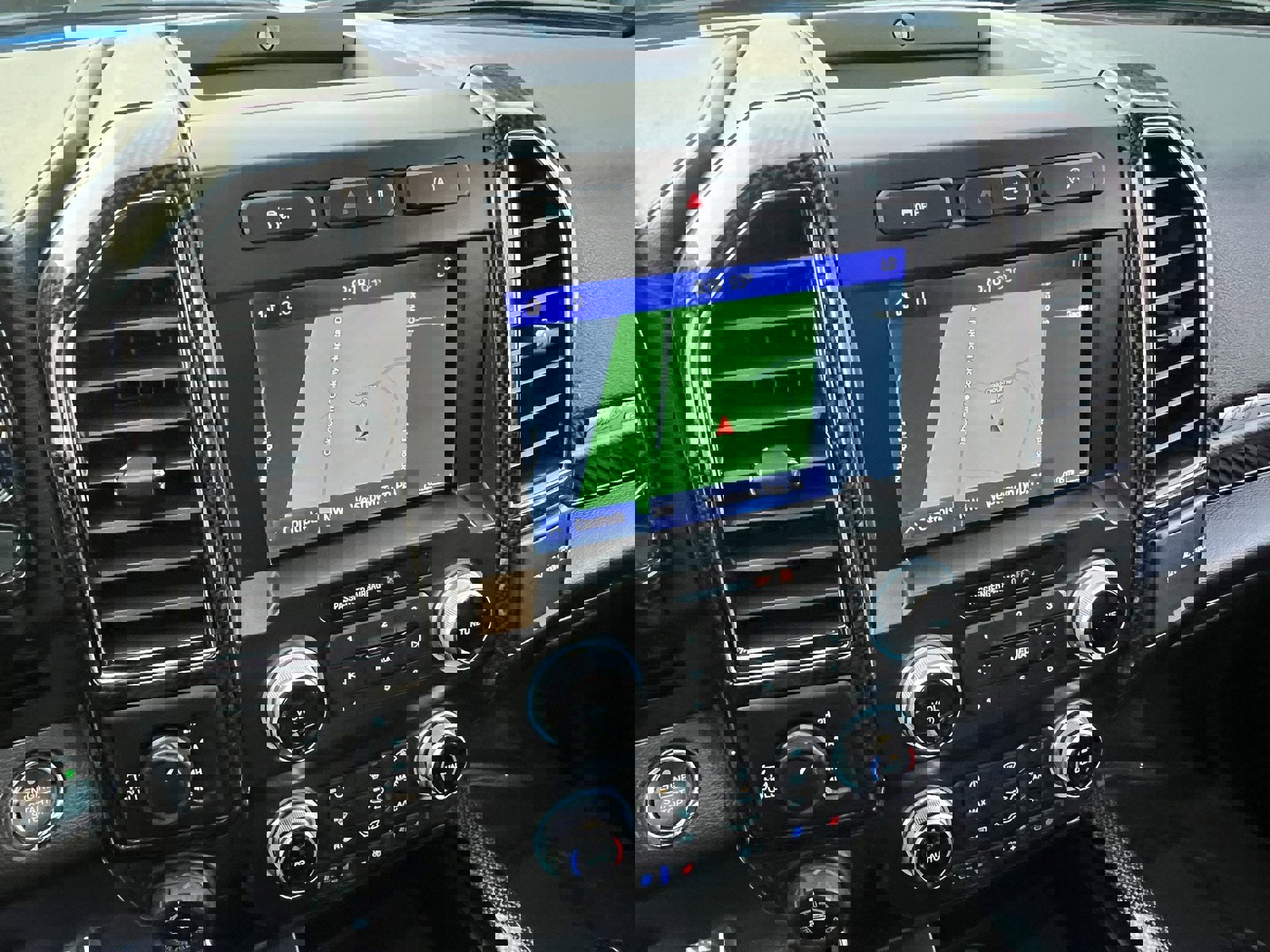 Used 2020 Ford F150 Lariat w/ Equipment Group 502A Luxury image 22