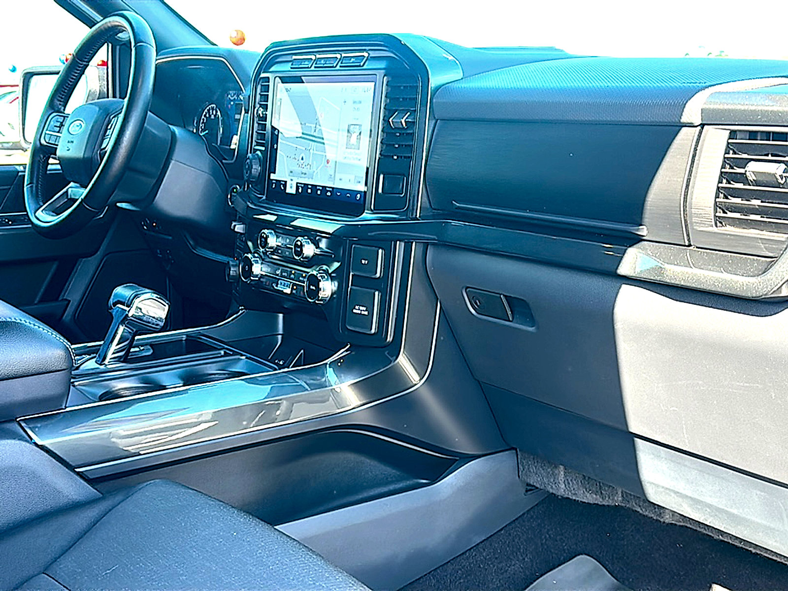 Used 2022 Ford F150 XLT w/ Equipment Group 302A High image 22