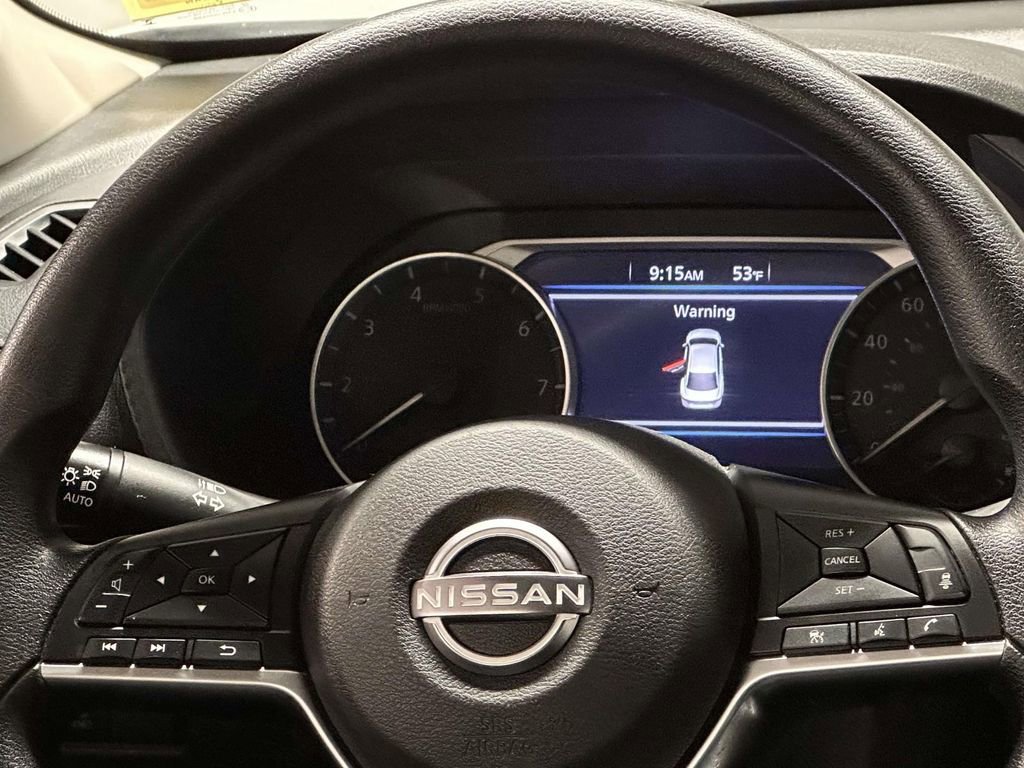 Used 2024 Nissan Sentra SV FWD image 18