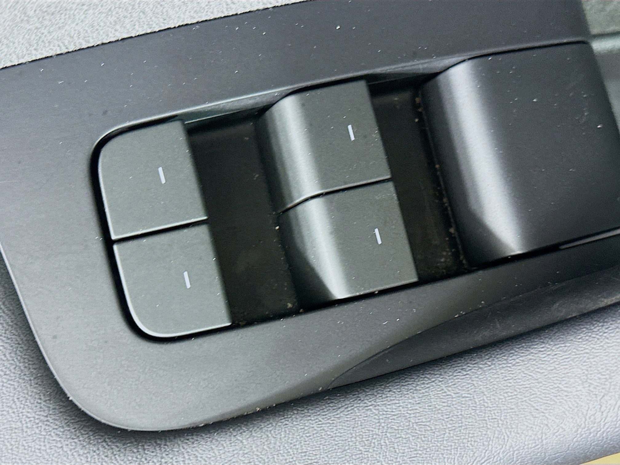 Used 2023 Tesla Model 3 Standard Range image 15