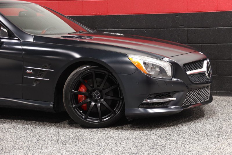Used 2016 Mercedes-Benz SL 550 w/ Mille Miglia Edition image 3