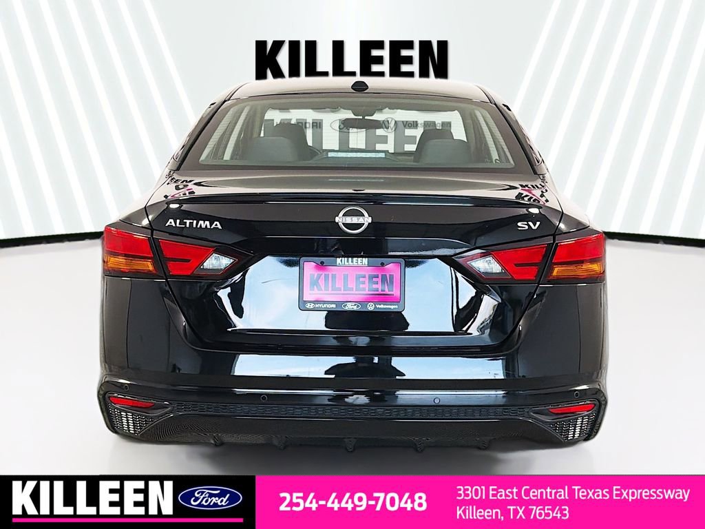 Used 2024 Nissan Altima 2.5 SV image 7