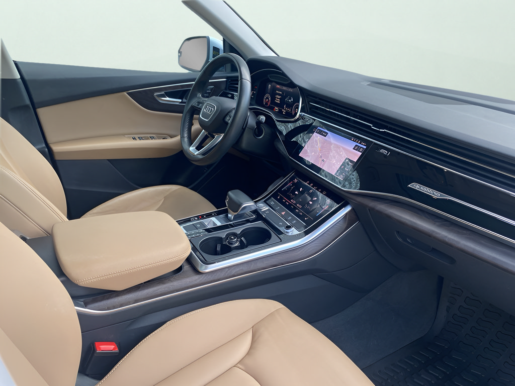 Used 2019 Audi Q8 Premium AWD/4WD image 17