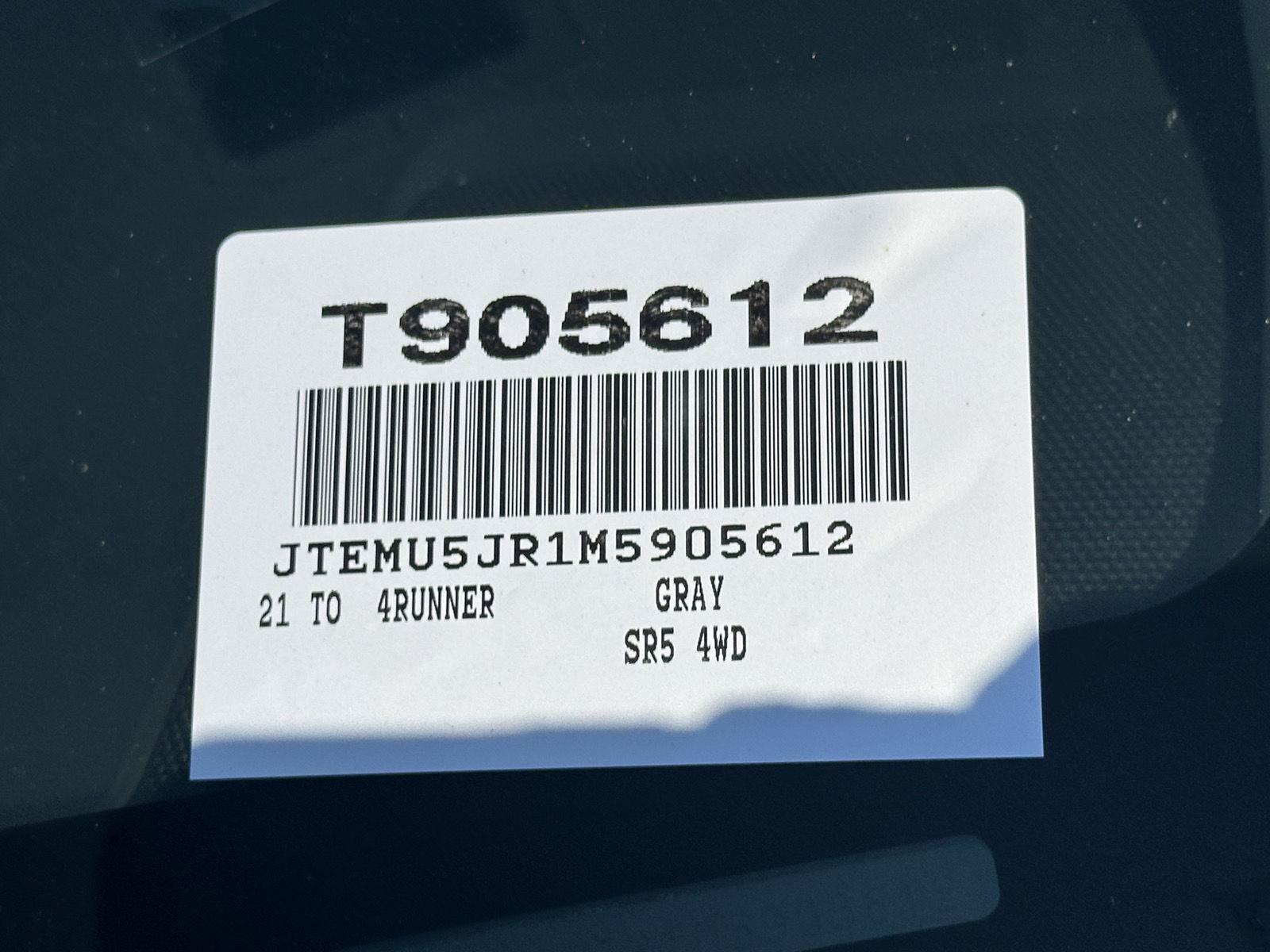 Used 2021 Toyota 4Runner SR5 AWD/4WD image 58