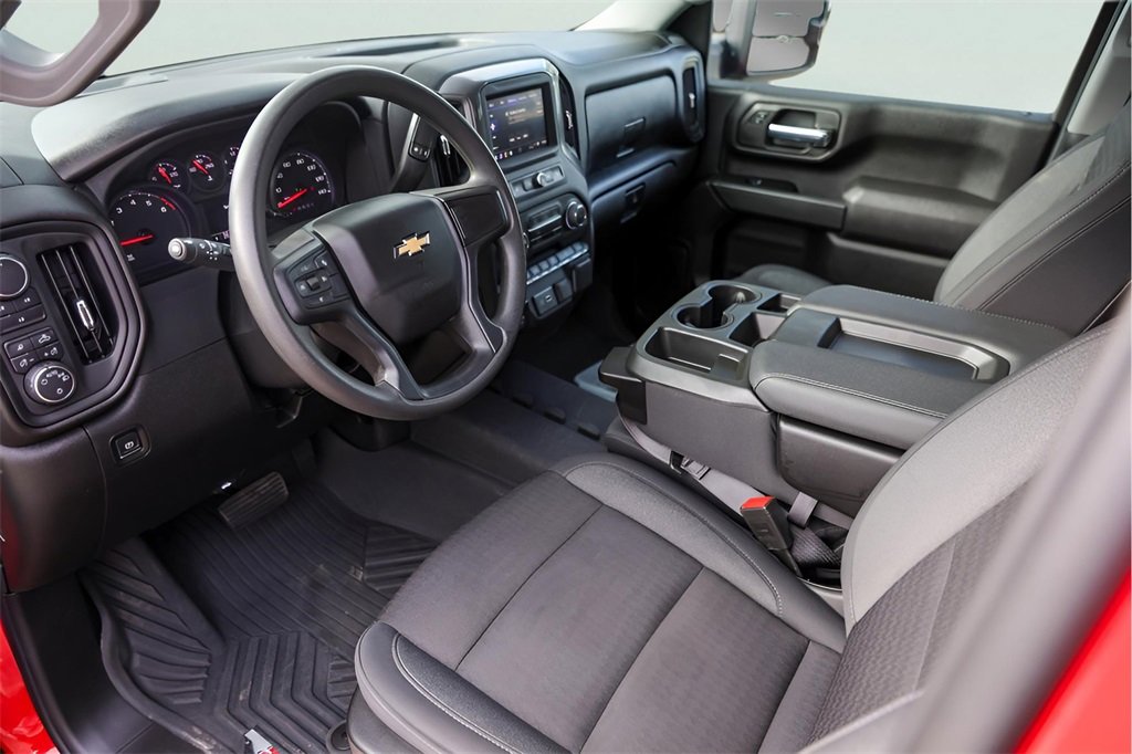 Certified 2024 Chevrolet Silverado 2500 Custom w/ Custom Value Package image 13