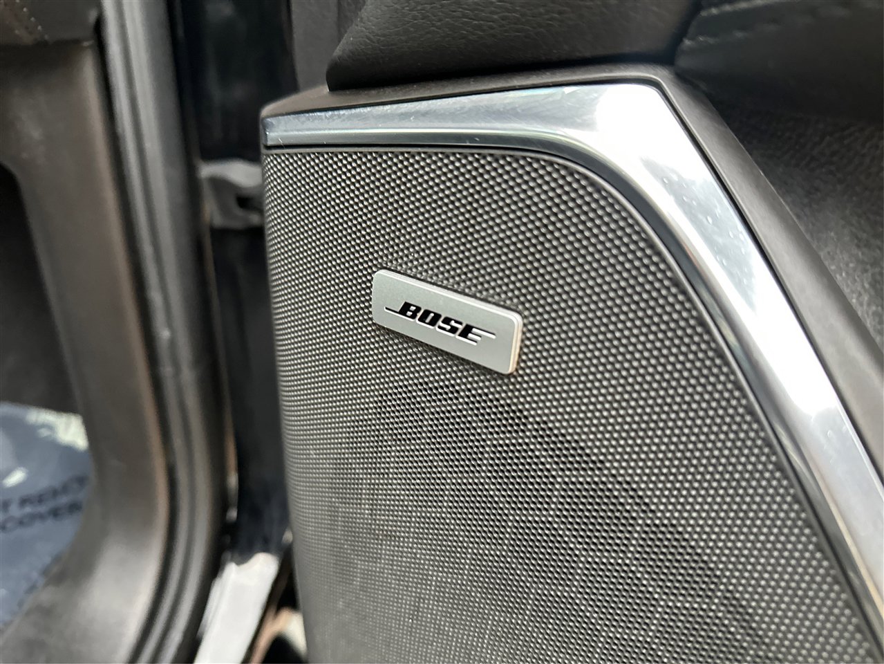 Used 2016 Cadillac Escalade ESV Luxury image 40