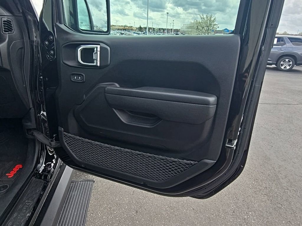 Used 2023 Jeep Gladiator Sport AWD/4WD image 28