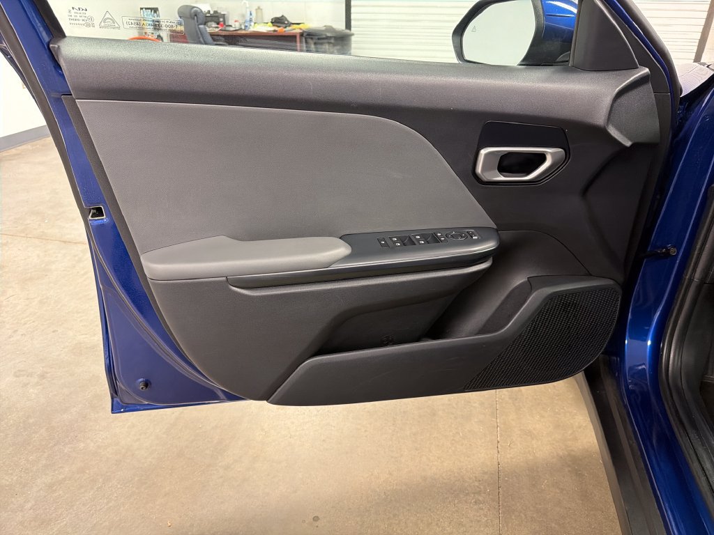Used 2025 Kia K4 FWD image 19